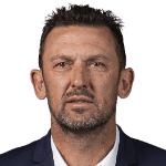 Foto do técnico T. Popović
